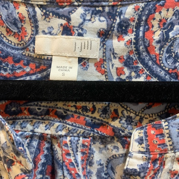 J Jill multicolored Button Down Shirt Paisley Small armpit to armpit 21” pleated - Picture 2 of 5